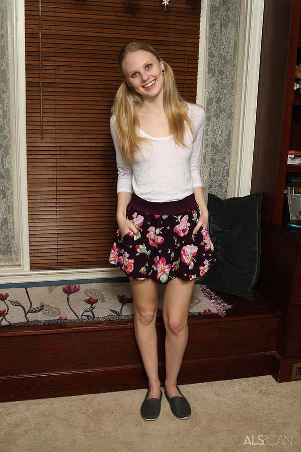 Лира, 21 год, 5 размер груди